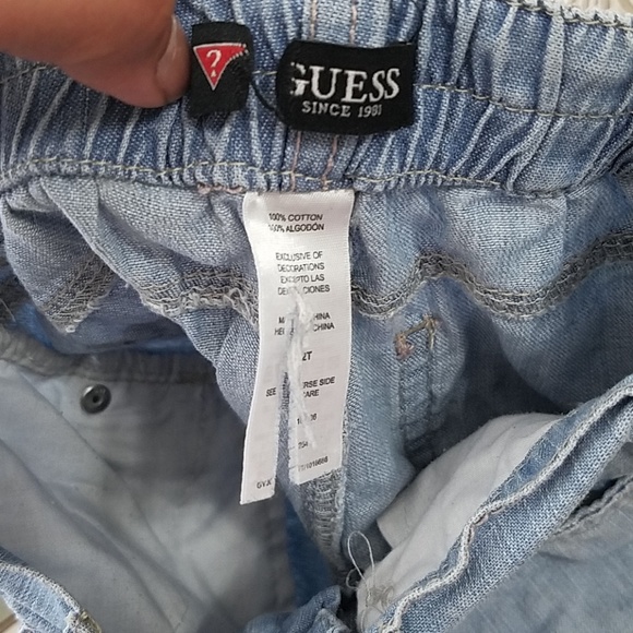 Boys Guess shorts 2T& 24m - Picture 7 of 8